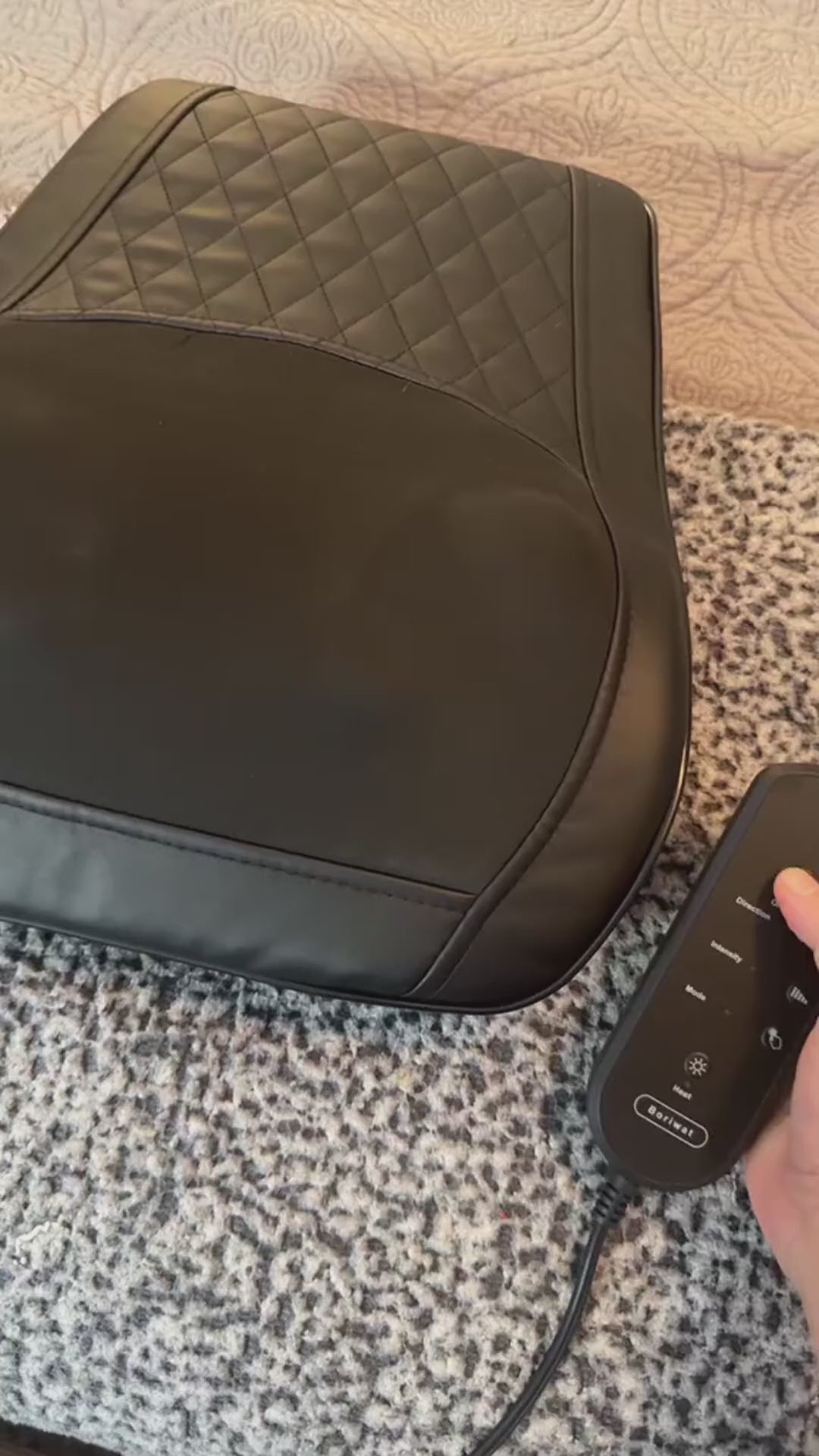 SPINE-EASE®: OFFICE CHAIR BACK MASSAGER video